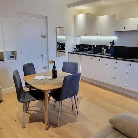 Appartement Vue - Adorable A 50 M De La Et Du Centre