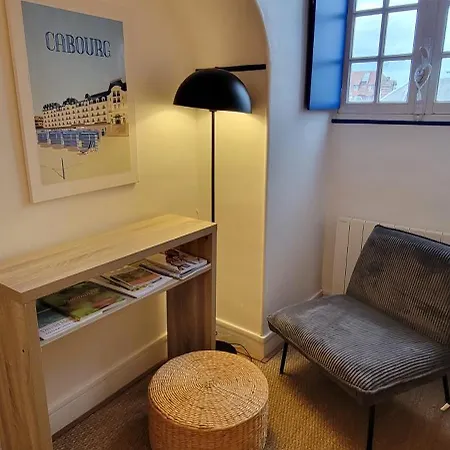 Vue - Adorable A 50 M De La Et Du Centre Apartment