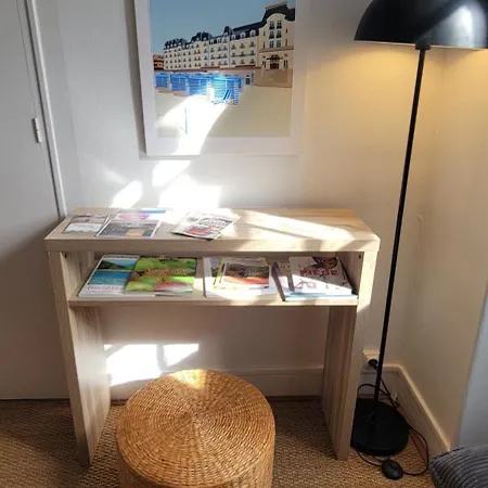 Apartment Vue - Adorable A 50 M De La Et Du Centre