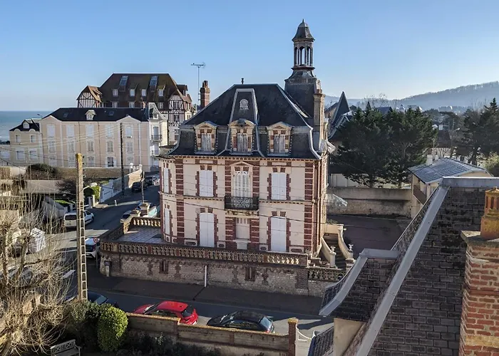 Vue - Superbe A 50 M De La Et Du Centre * Cabourg