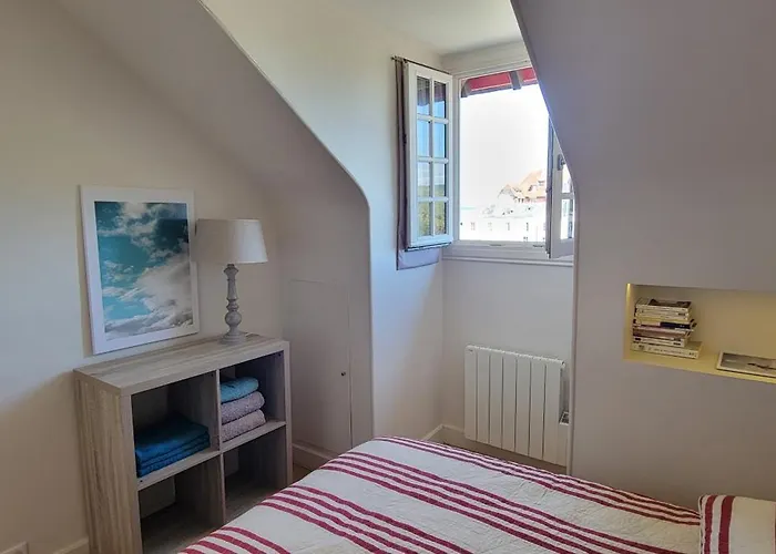 Vue - Superbe A 50 M De La Et Du Centre