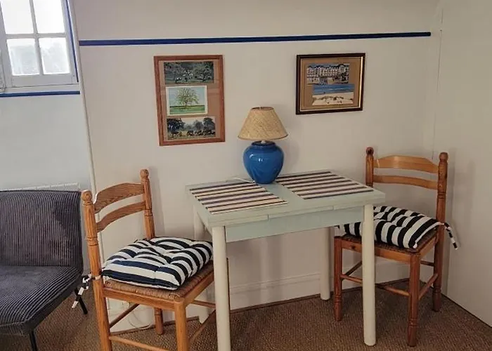 Vue - Superbe A 50 M De La Et Du Centre *